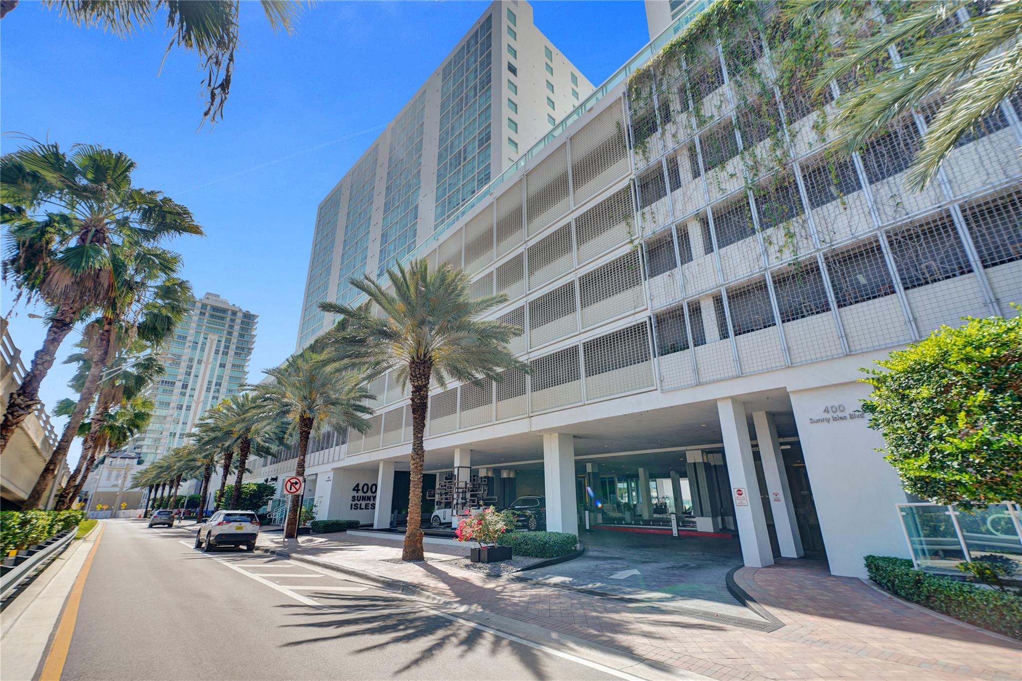 400 SUNNY ISLES - Residential