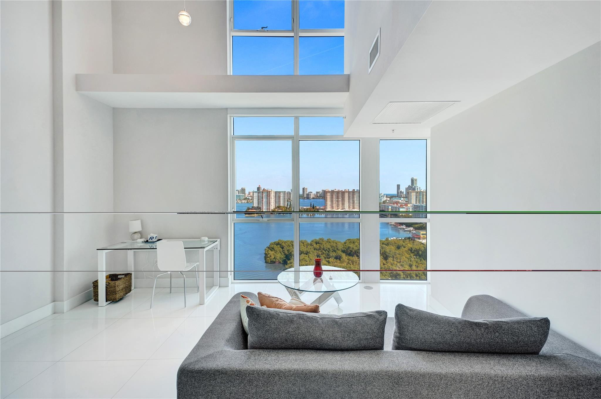 400 SUNNY ISLES - Residential