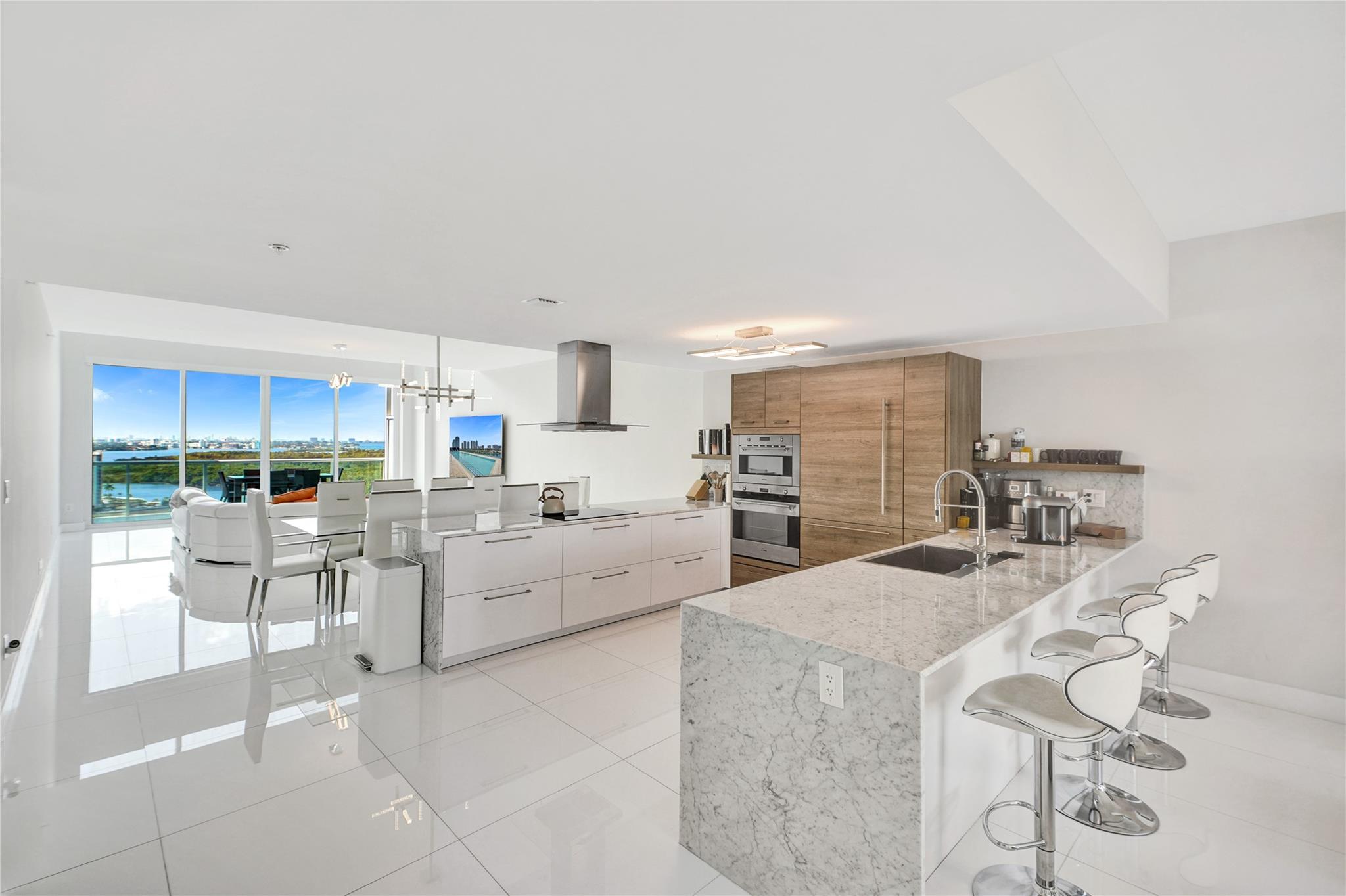 400 SUNNY ISLES - Residential