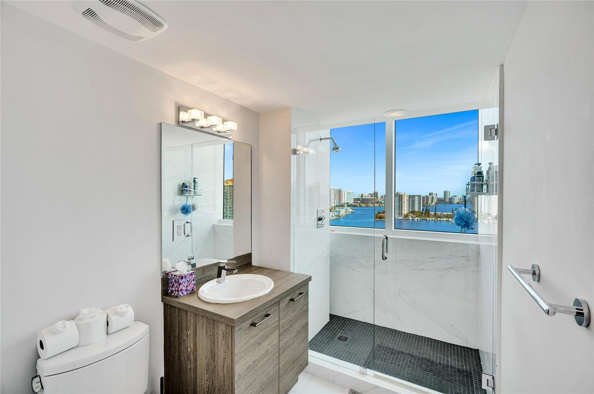 400 SUNNY ISLES - Residential