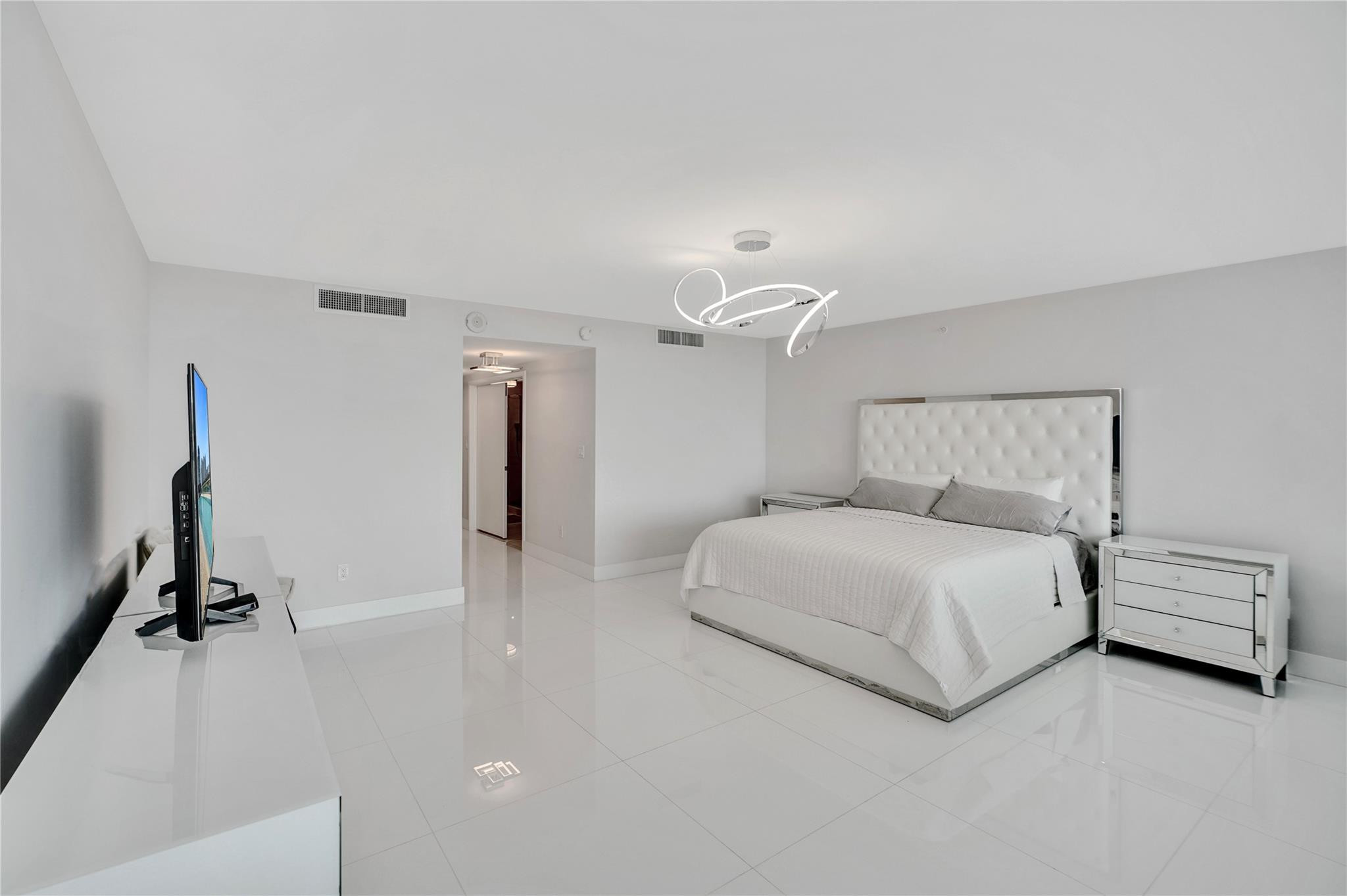 400 SUNNY ISLES - Residential