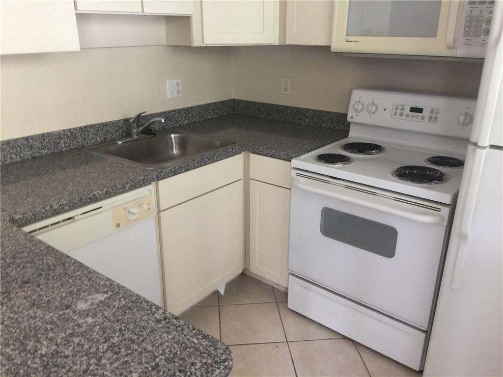 The Grove At Wilton Manor - Residential Lease