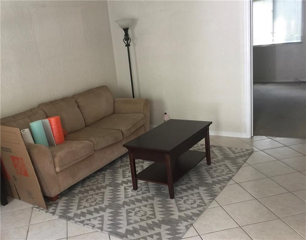 The Grove At Wilton Manor - Residential Lease