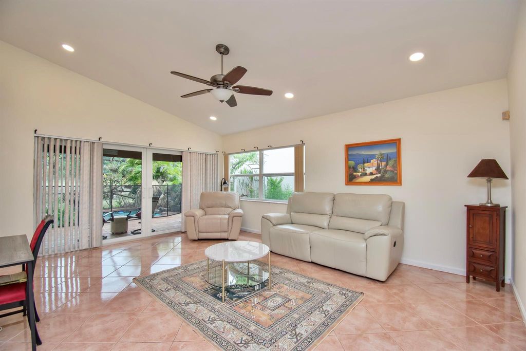 Photo of 7811 Villa Nova Drive, Boca Raton, FL 33433 (MLS # R11087119)