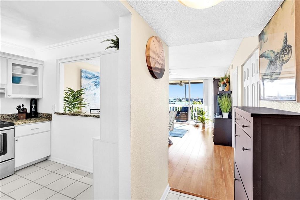 Environ 1 5 & 6 condo - Residential