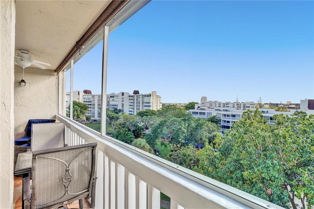 Environ 1 5 & 6 condo - Residential