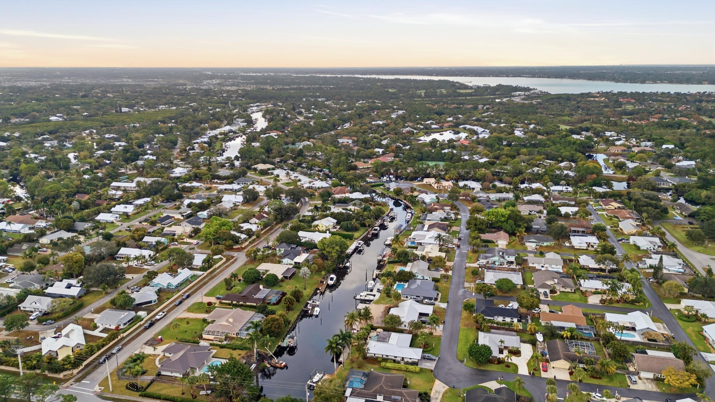 HIDEAWAY ISLES - Residential
