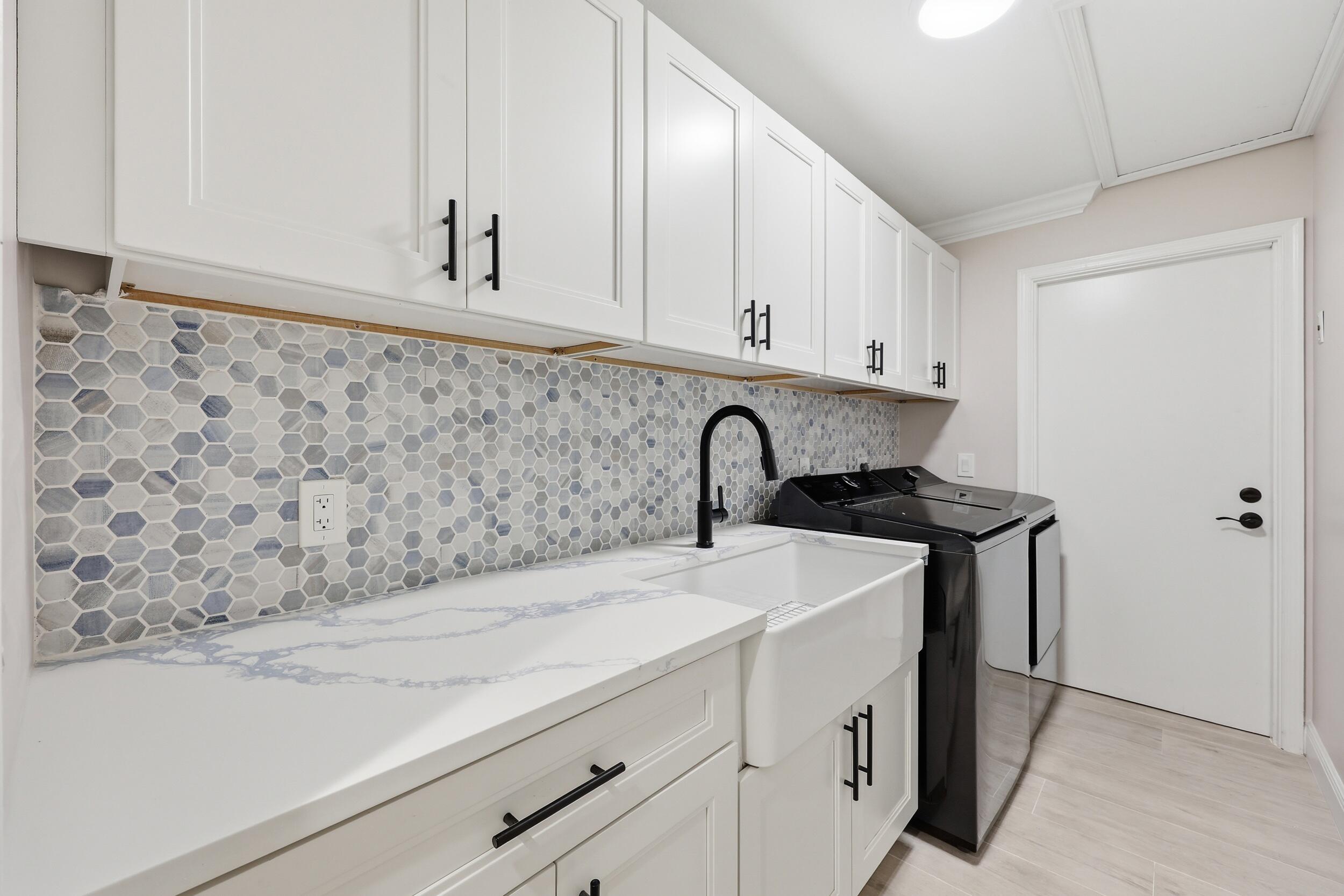 HIDEAWAY ISLES - Residential