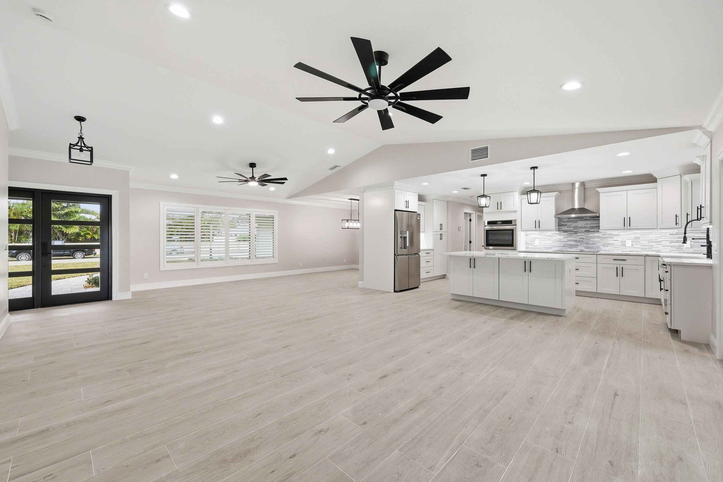 HIDEAWAY ISLES - Residential