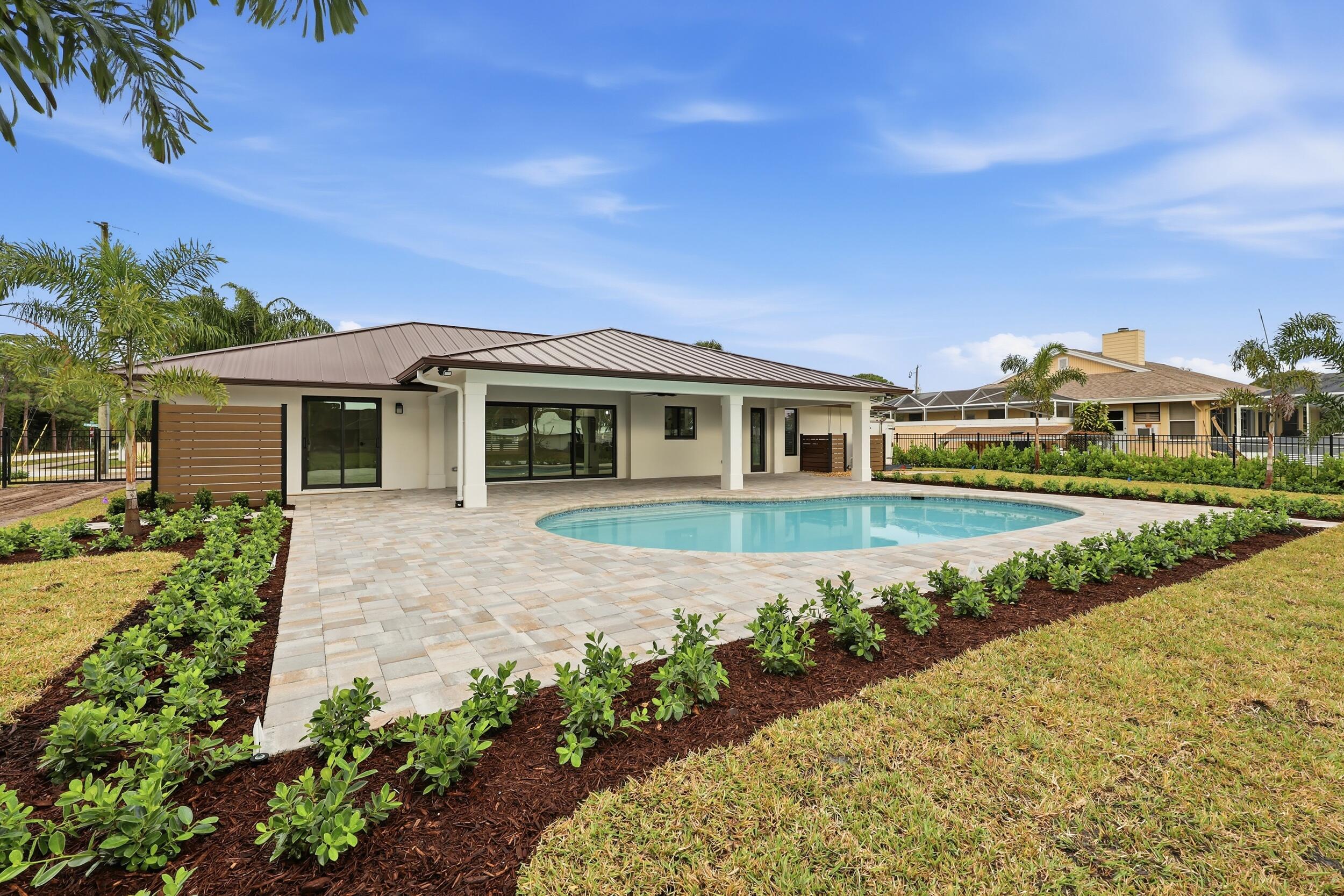 HIDEAWAY ISLES - Residential