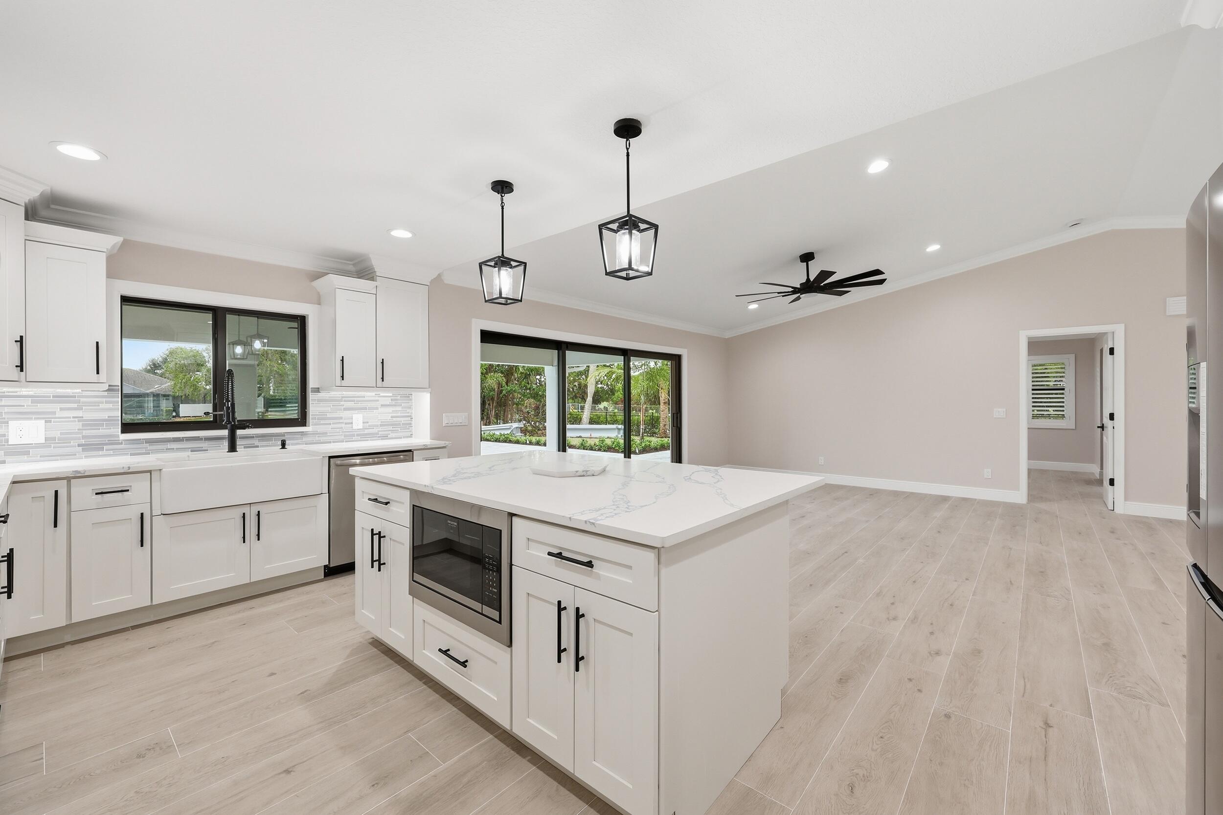 HIDEAWAY ISLES - Residential