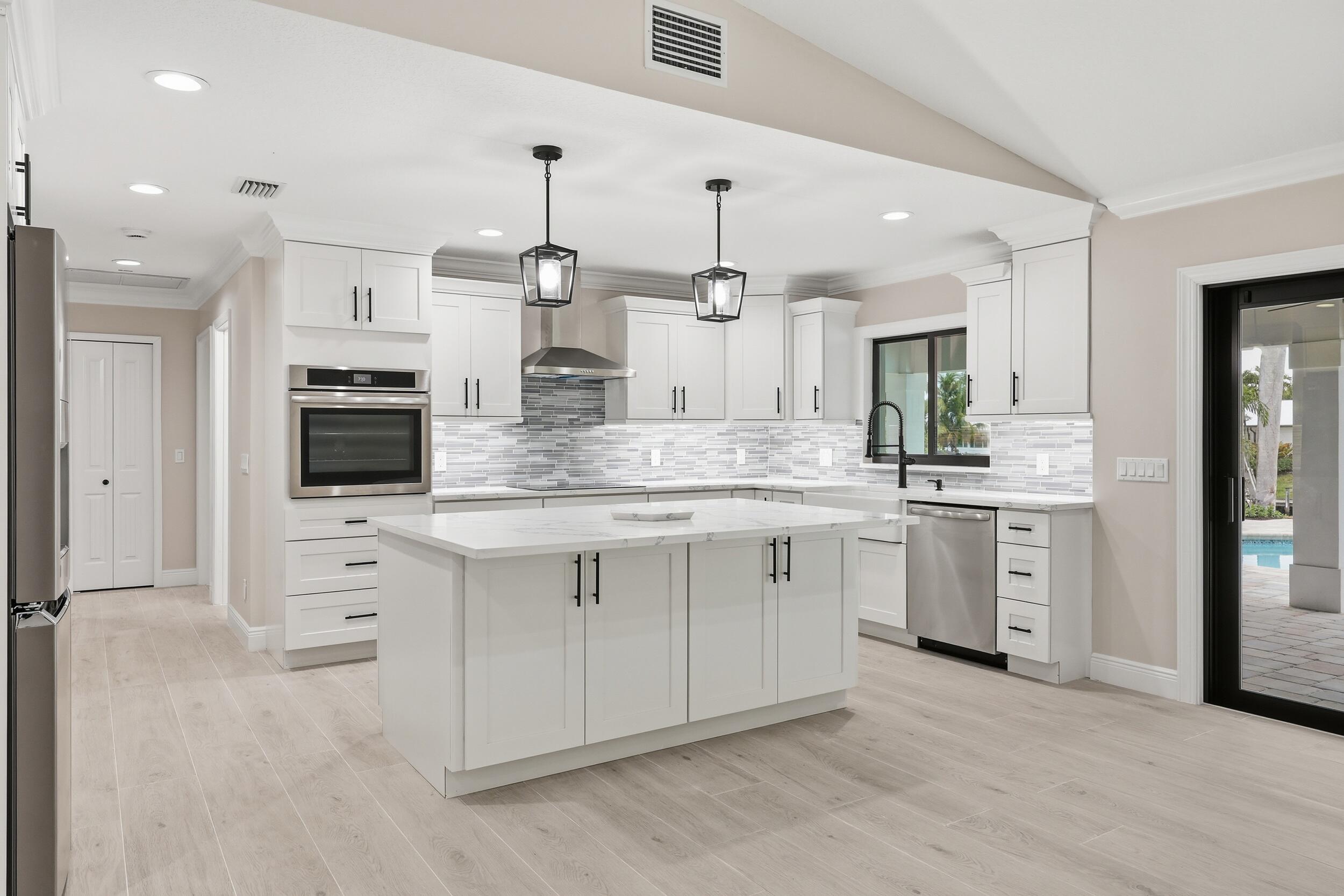 HIDEAWAY ISLES - Residential