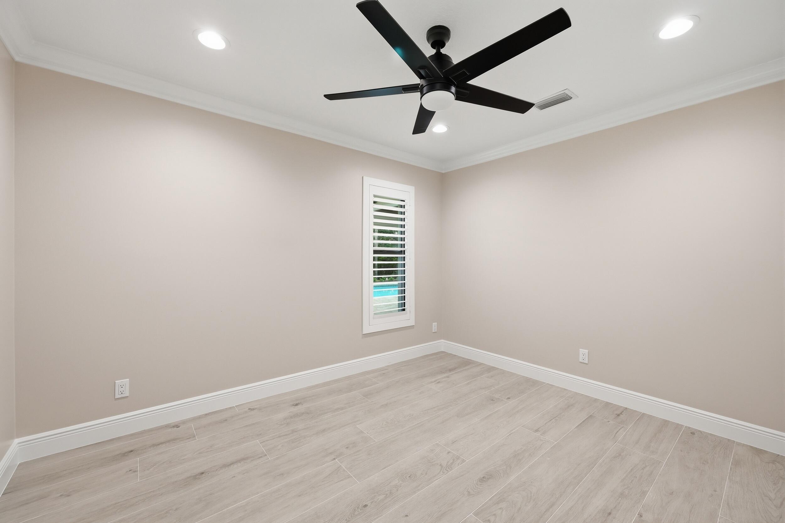 HIDEAWAY ISLES - Residential