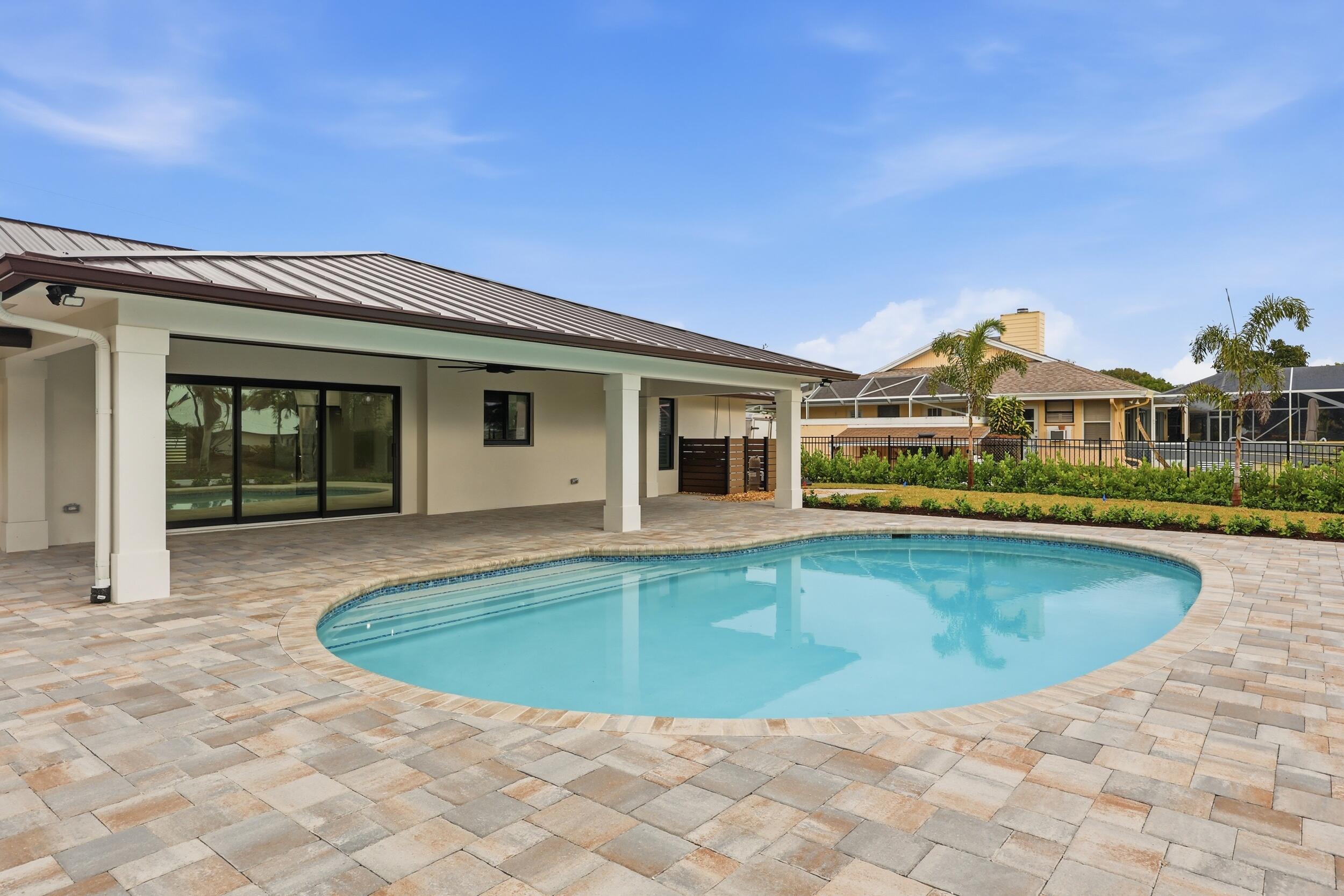HIDEAWAY ISLES - Residential