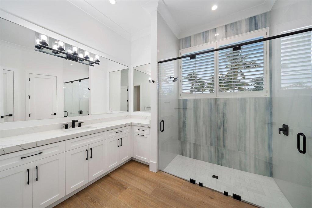 TEQUESTA COUNTRY CLUB - Residential