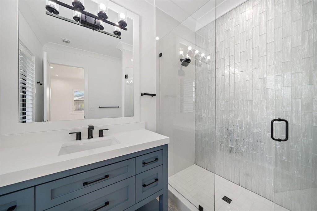 TEQUESTA COUNTRY CLUB - Residential