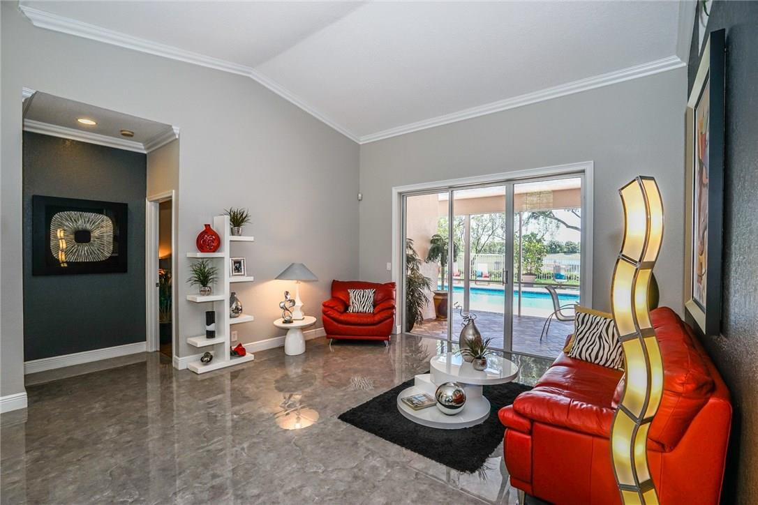 Country Glen 154-49 B - Residential