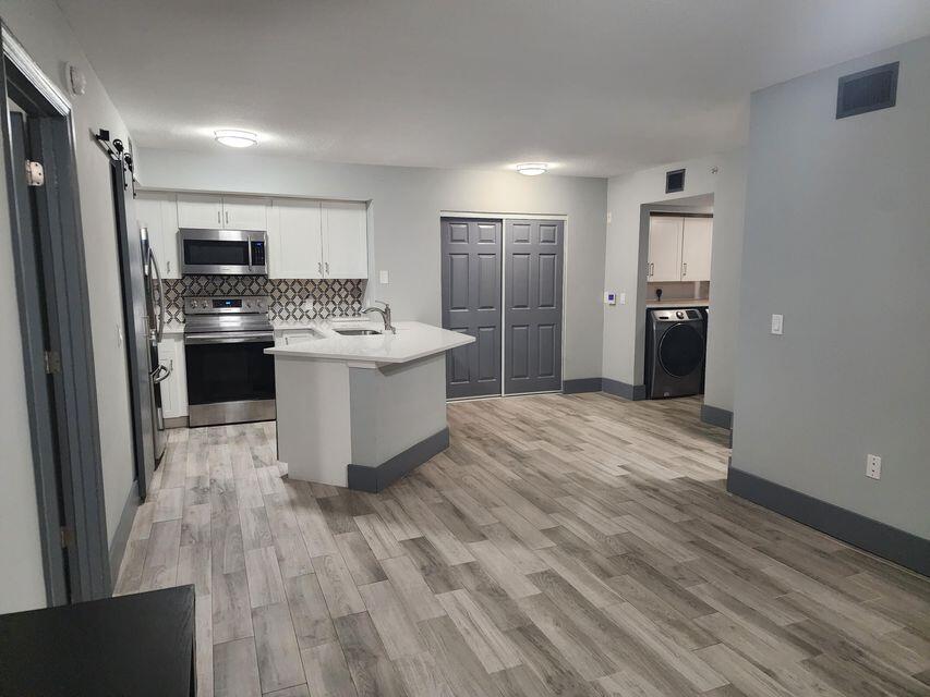 Emerald Isles - Residential