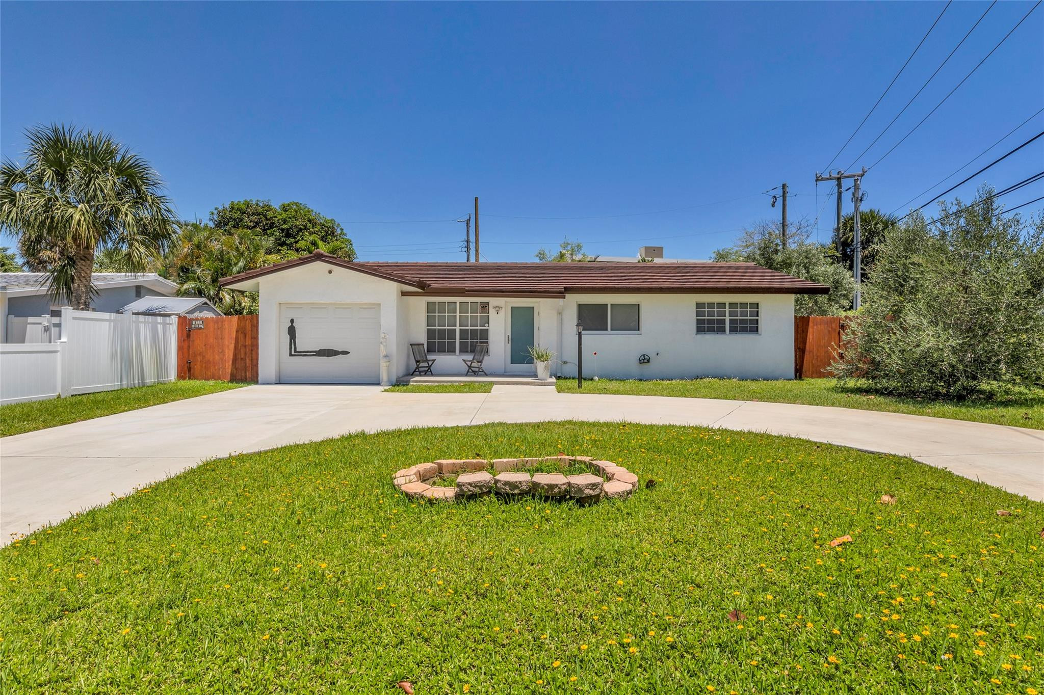 HILLSBORO SHORES SEC - Residential