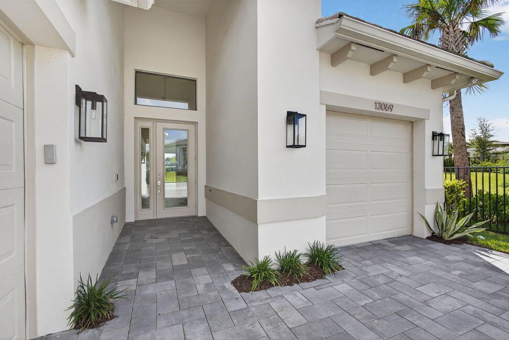 Photo of 13069 Feathering Way, Palm Beach Gardens, FL 33412 (MLS # R11129301)