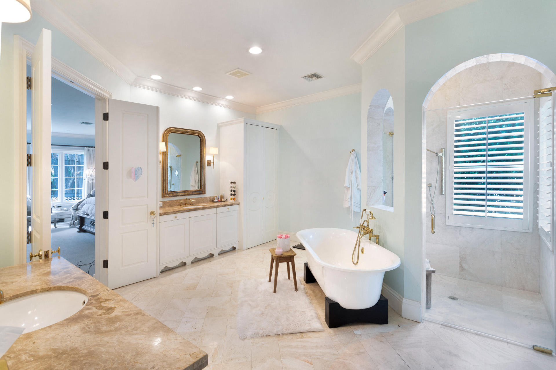 SEAGATE SEC B - Residential