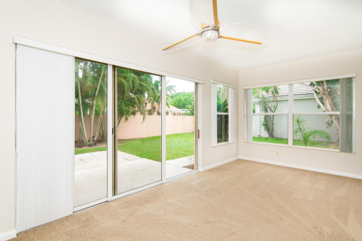 Hamptons at Maplewood - Residential Lease