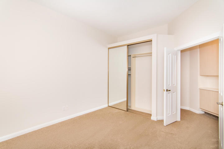 Hamptons at Maplewood - Residential Lease