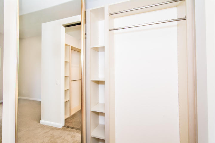 Hamptons at Maplewood - Residential Lease