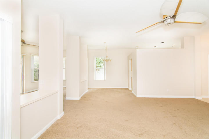 Hamptons at Maplewood - Residential Lease