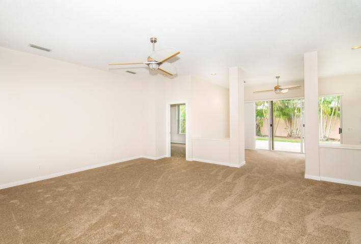 Hamptons at Maplewood - Residential Lease