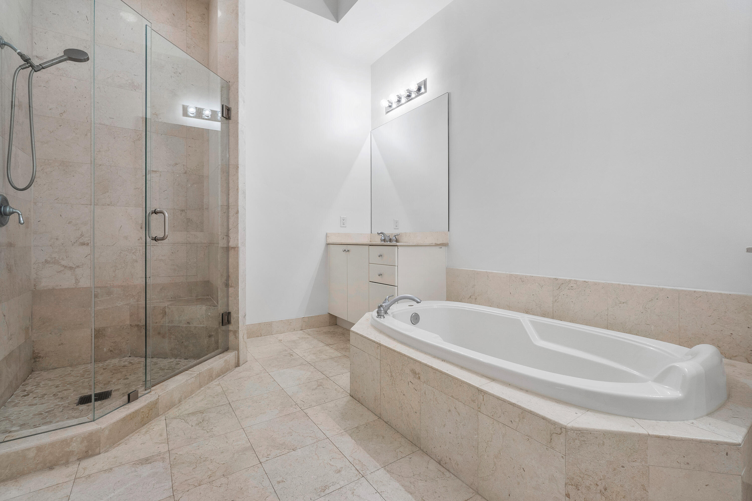 ONE CITY PLAZA CONDO - Residential Lease