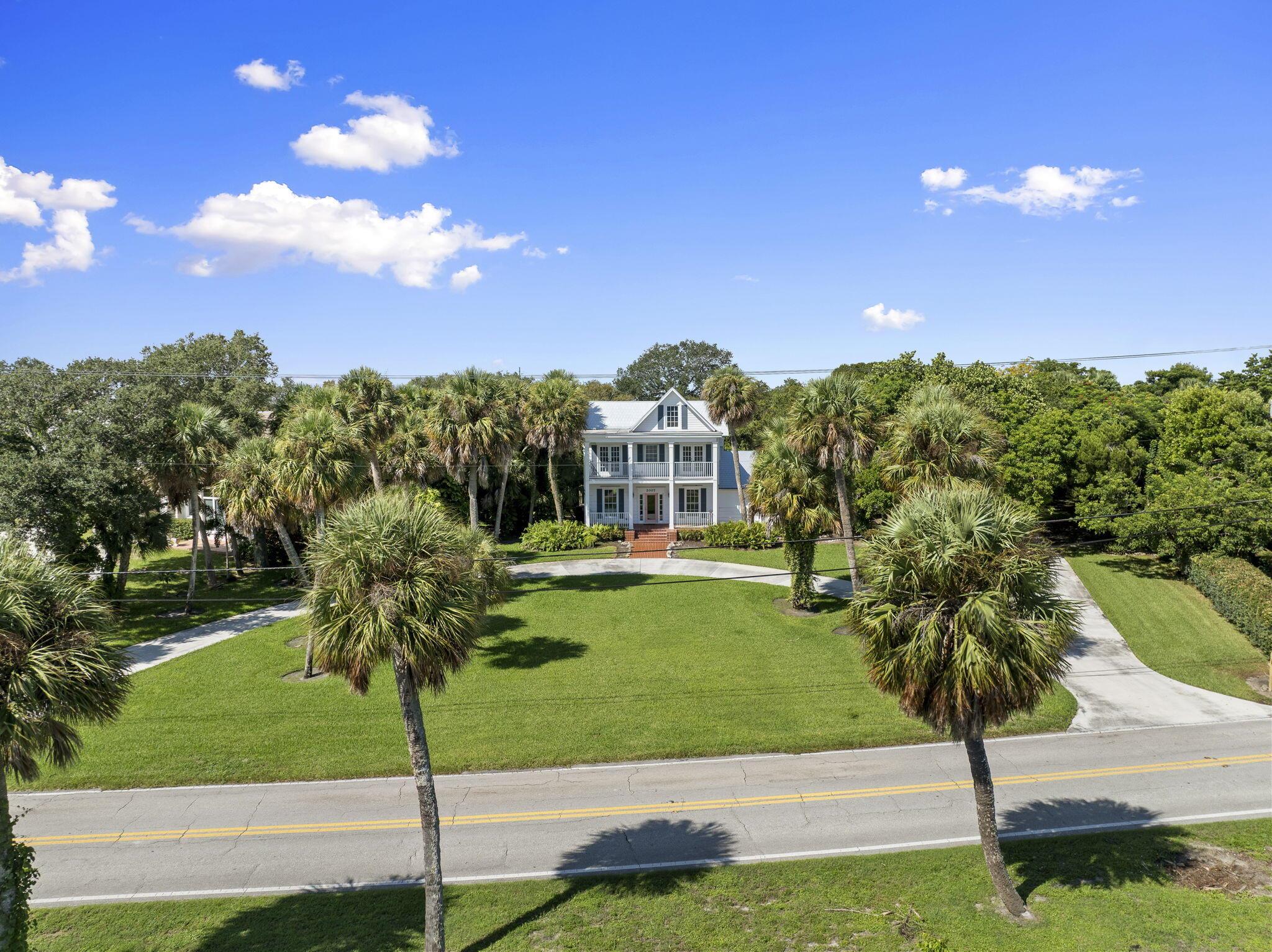 2007 S Indian River Drive
