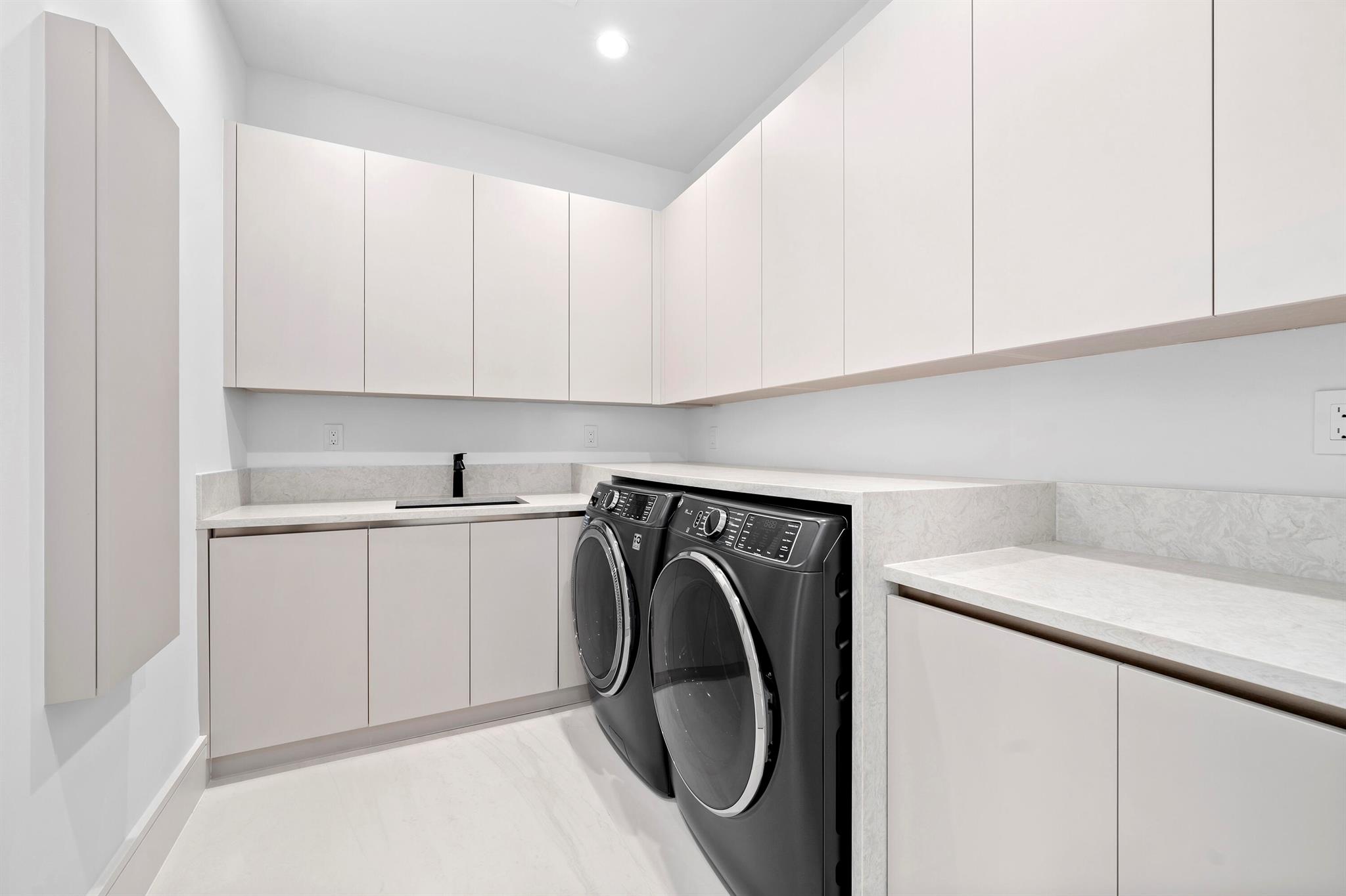 COVE 2ND SEC - Residential