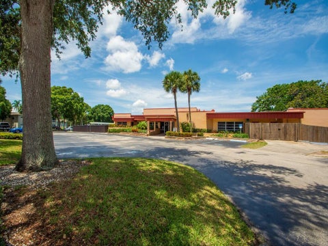 Tiny photo for 3 Lake Vista Trail #105, Port Saint Lucie, FL 34952 (MLS # B26090574)