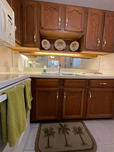 Tiny photo for 3 Lake Vista Trail #105, Port Saint Lucie, FL 34952 (MLS # B26090574)