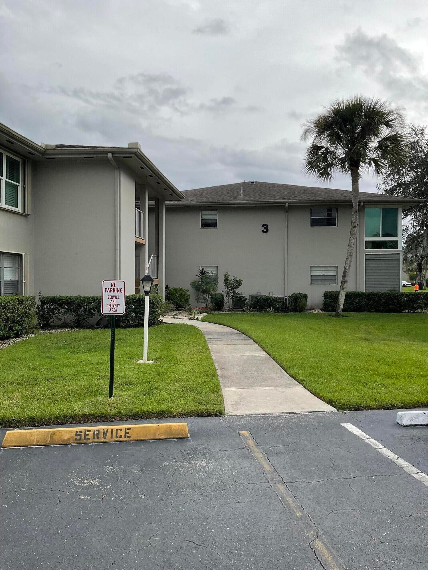 3 Lake Vista Trail 105