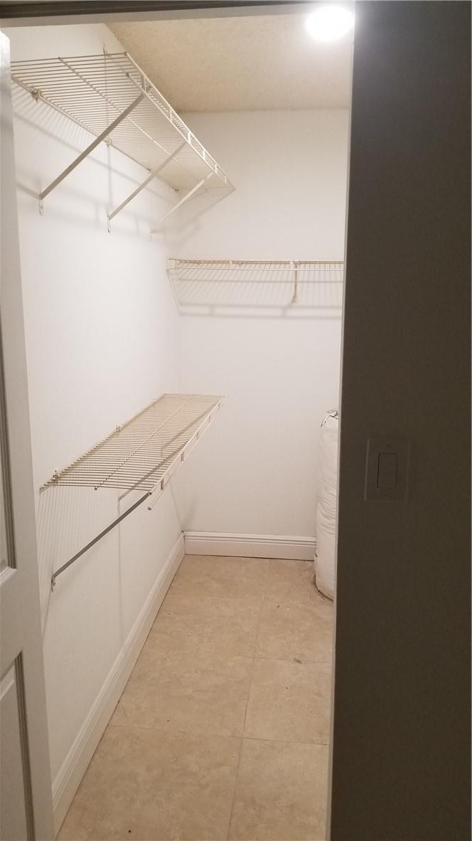 Marina Oaks Condo - Residential Lease