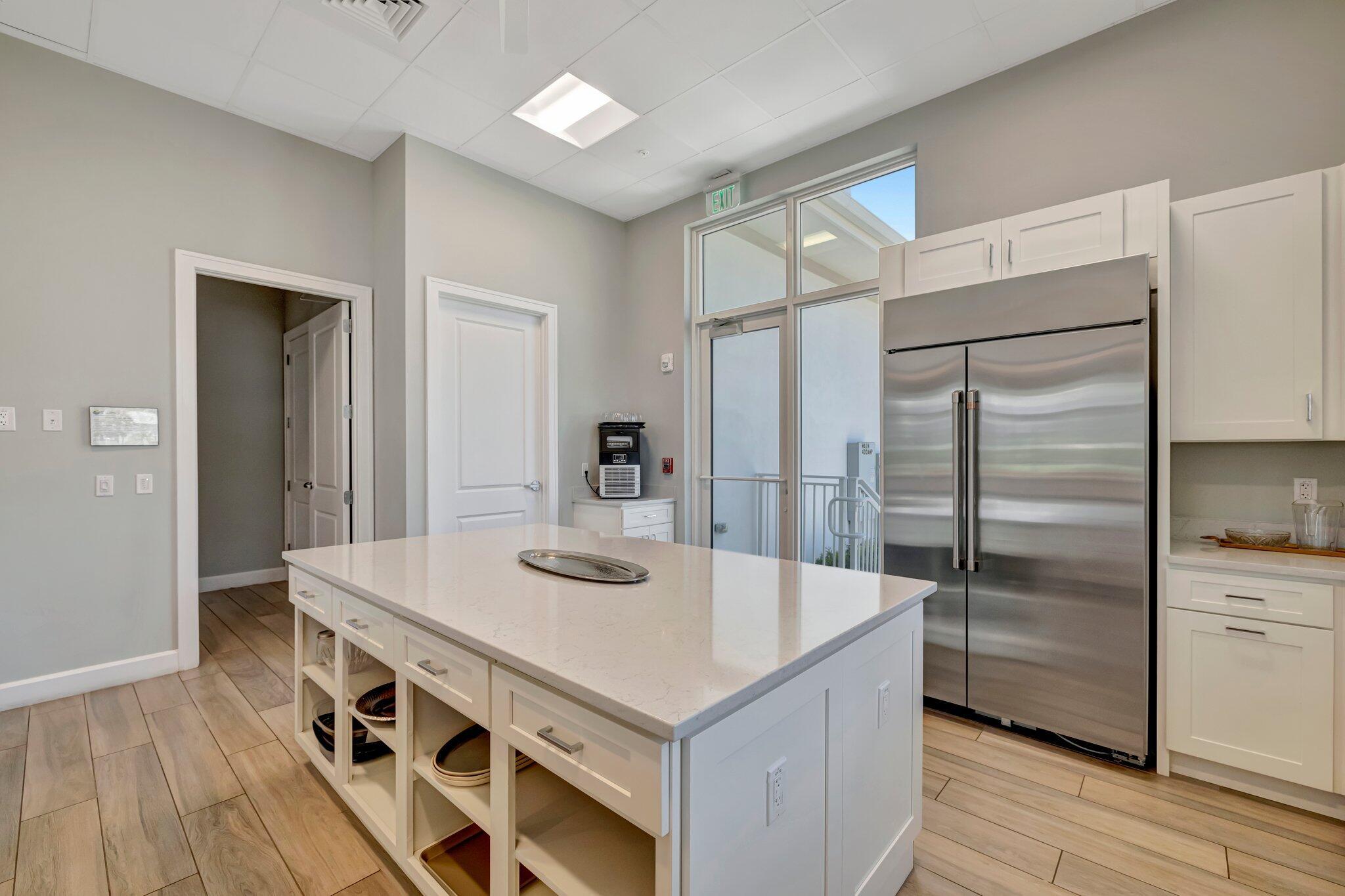 OCEAN VILLAGE - Residential