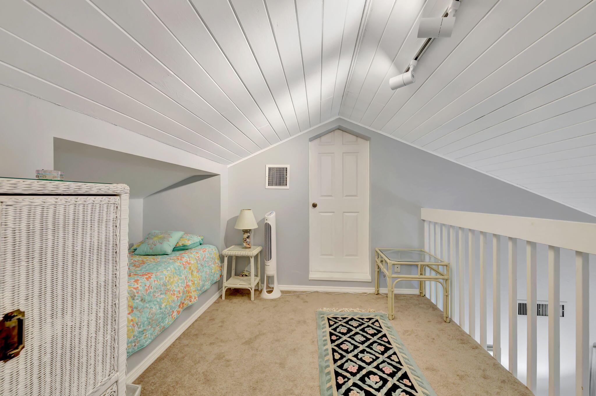 OCEAN VILLAGE - Residential