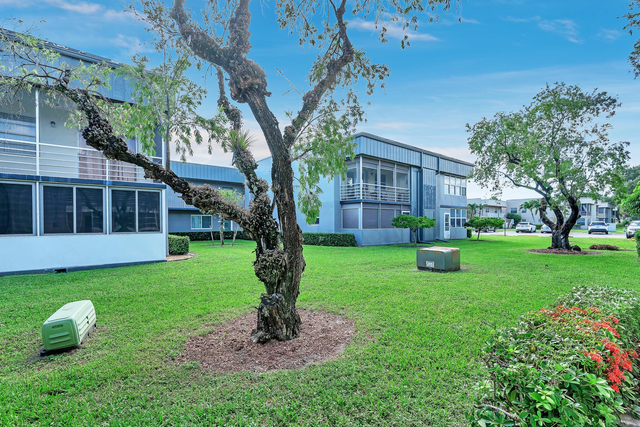 KINGS POINT NORMANDY COND - Residential