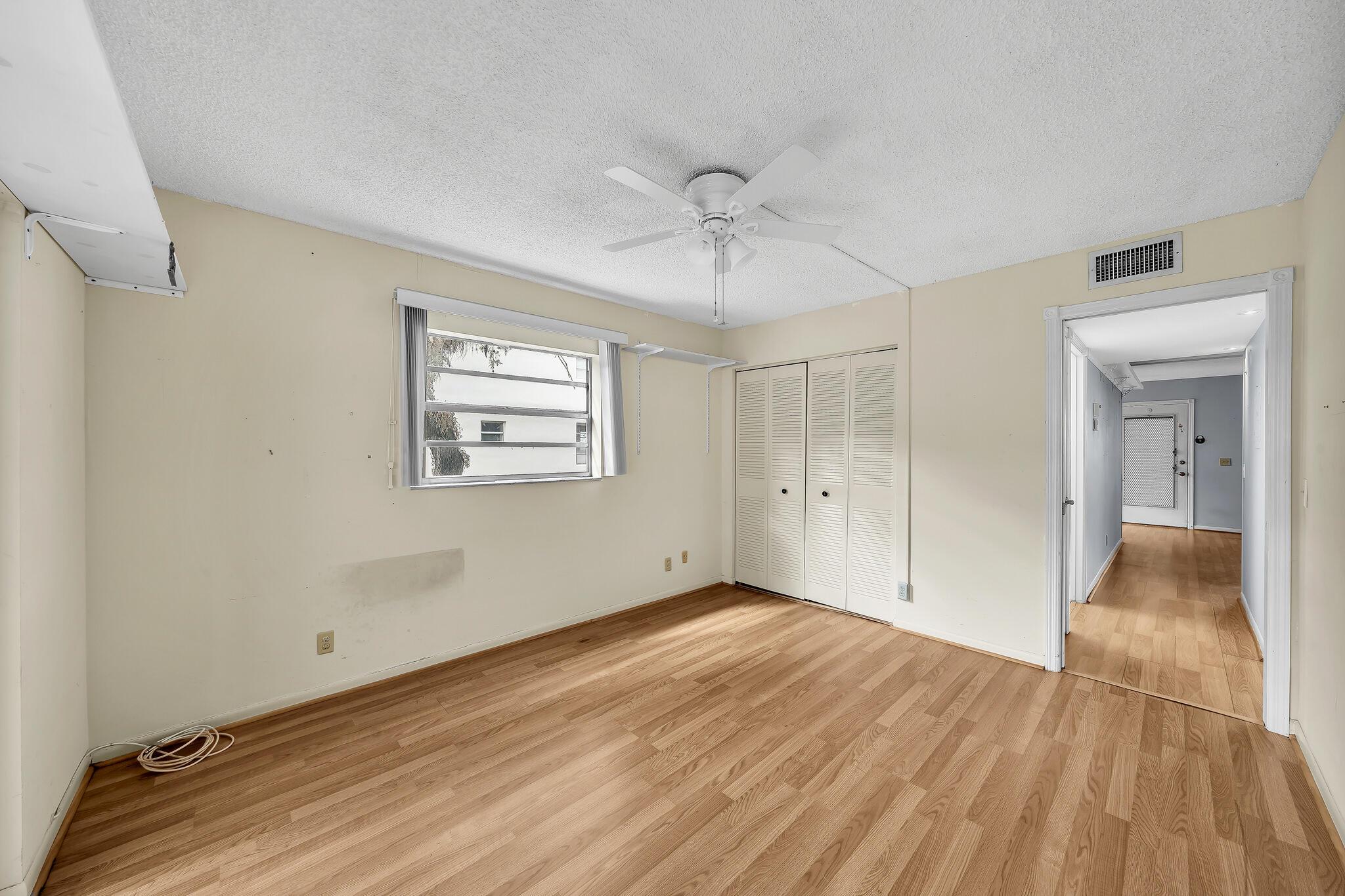 KINGS POINT NORMANDY COND - Residential