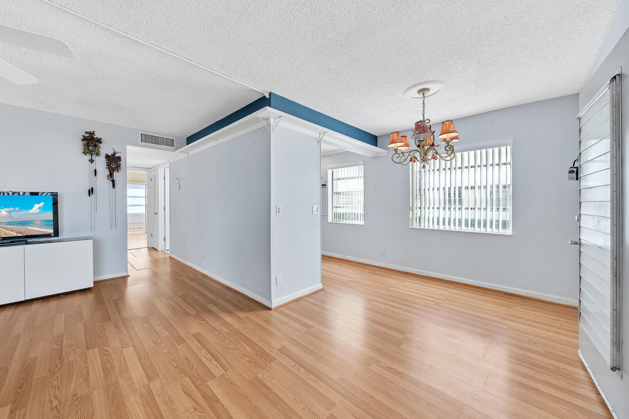 KINGS POINT NORMANDY COND - Residential