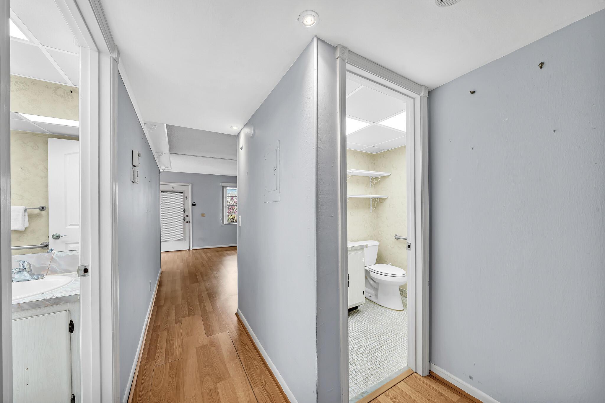 KINGS POINT NORMANDY COND - Residential