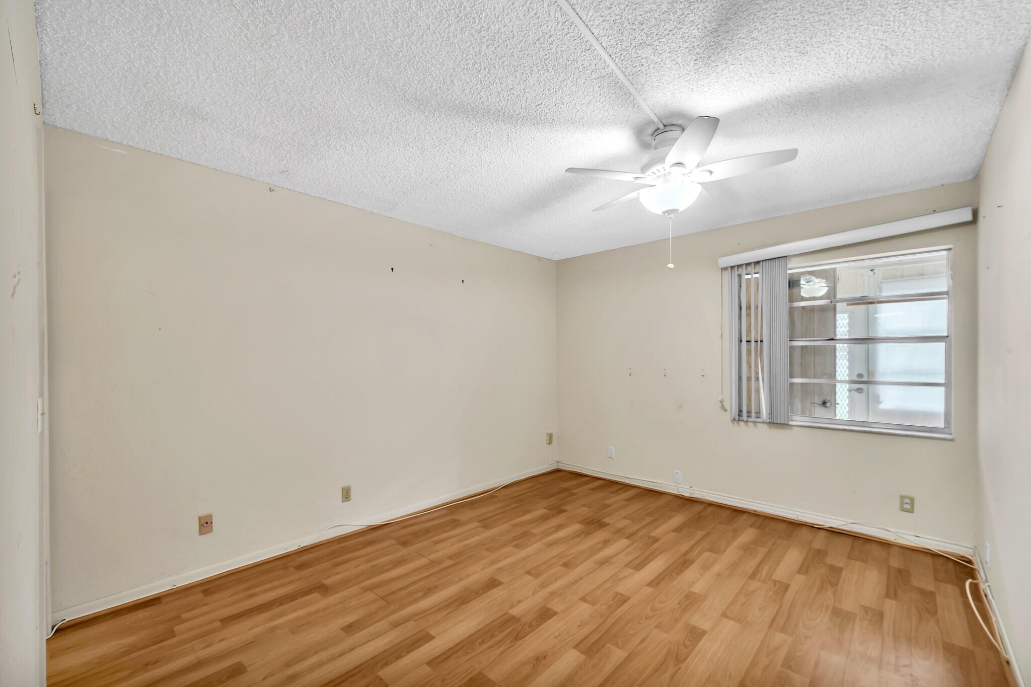 KINGS POINT NORMANDY COND - Residential