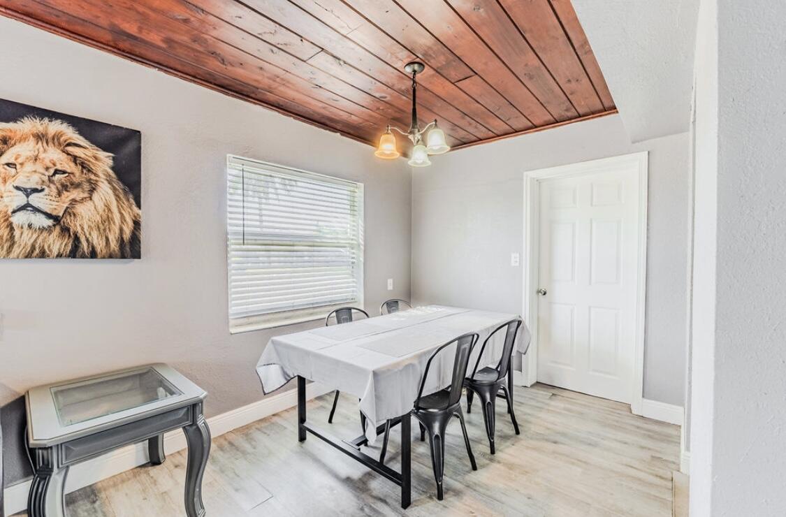 B AND G HOMES - Residential Lease