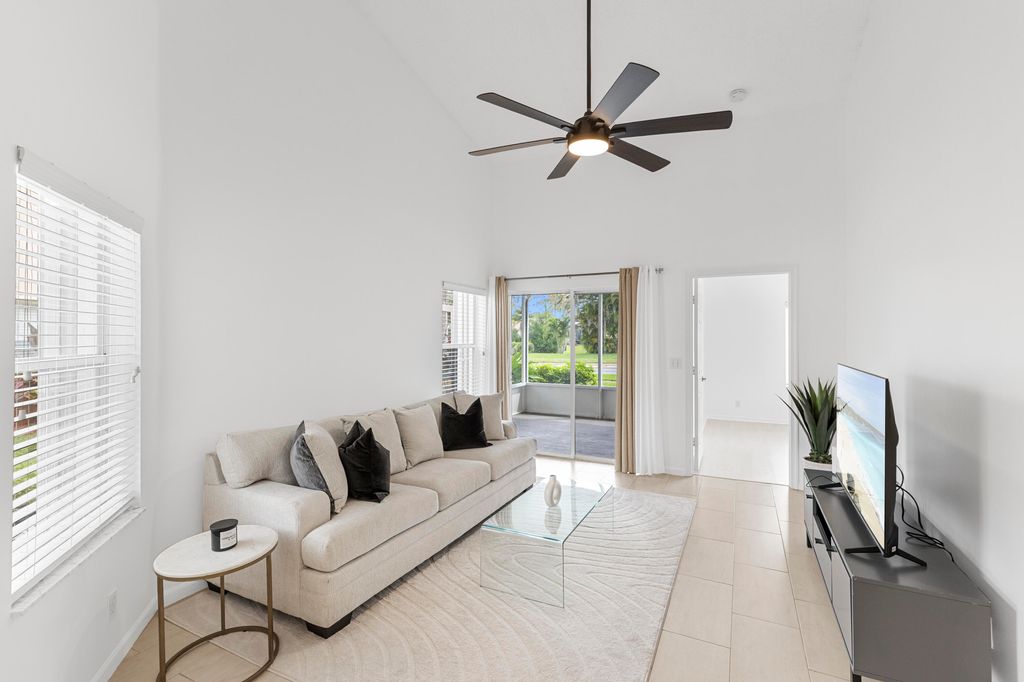 Photo of 10633 Pelican Drive, Wellington, FL 33414 (MLS # B26010518)