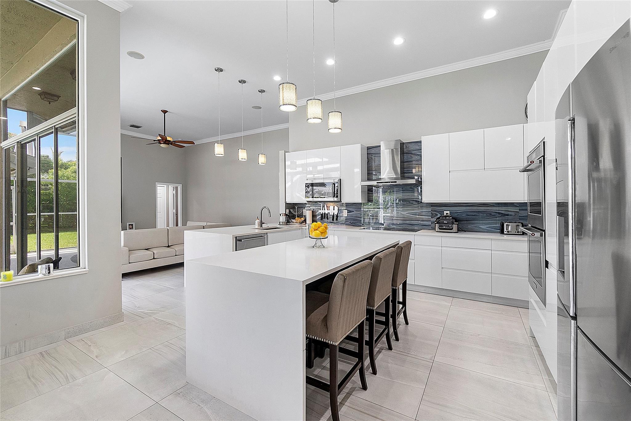 KENSINGTON COMMONS - Residential