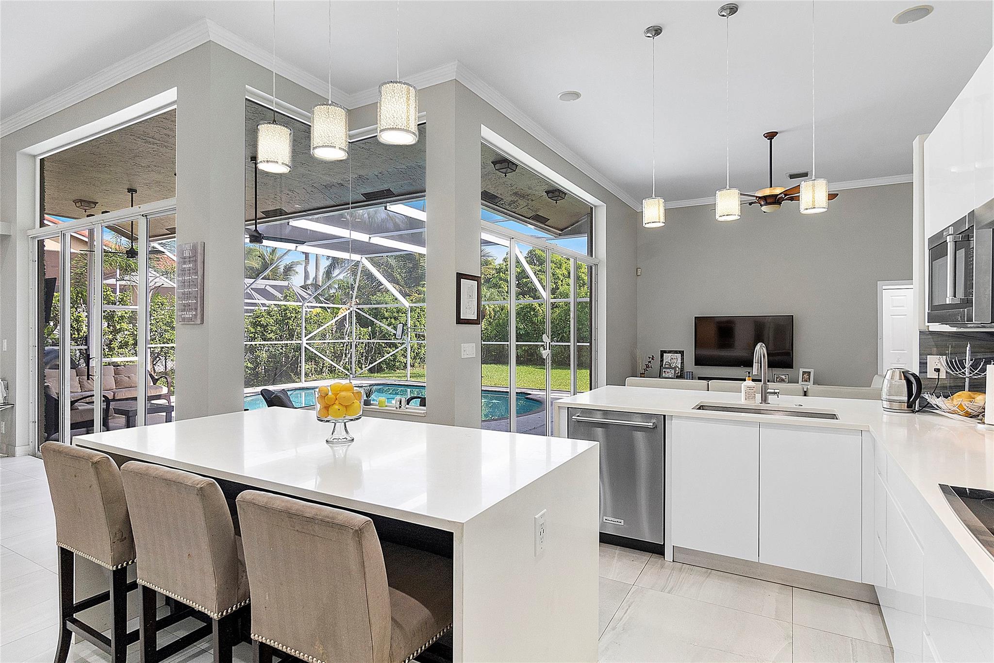 KENSINGTON COMMONS - Residential
