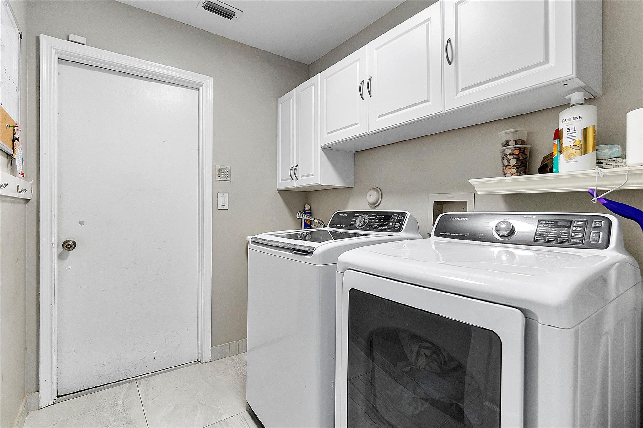 KENSINGTON COMMONS - Residential