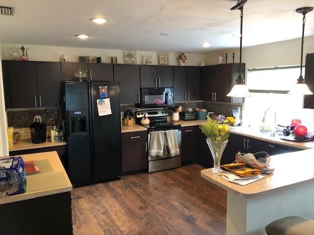 WINDCHIME LAKES - Residential